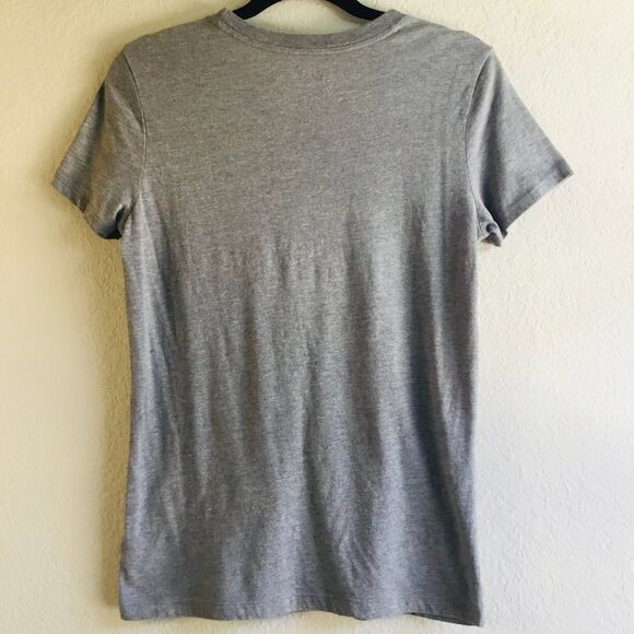 Super soft grey tee with butterflies blossom & flowers classic crew stretchy L - Picture 3 of 5